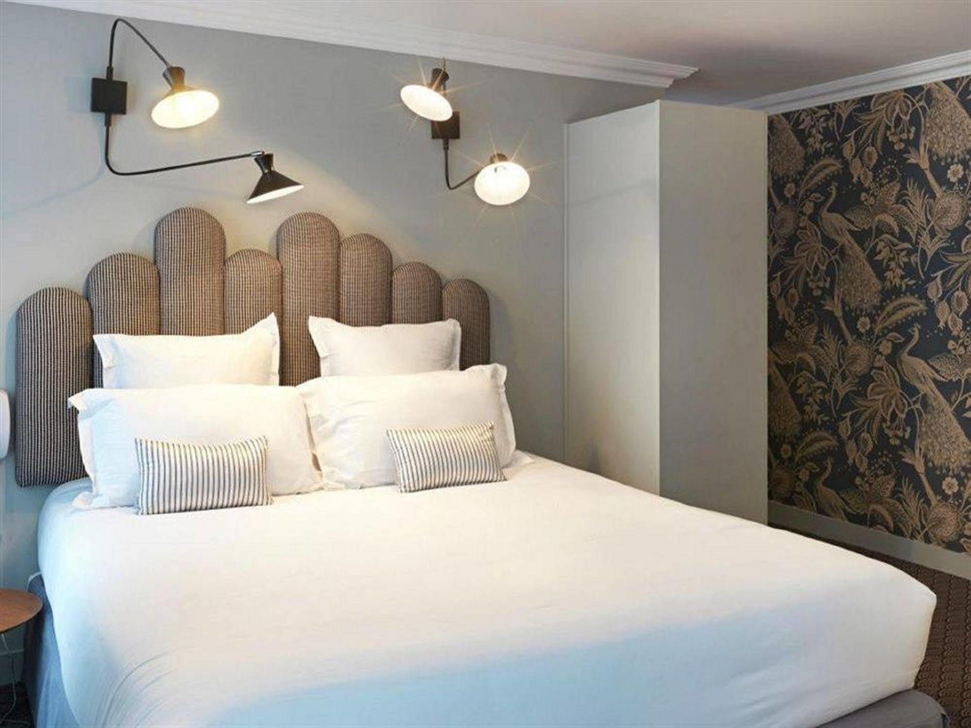 Paradis Hotel Parijs